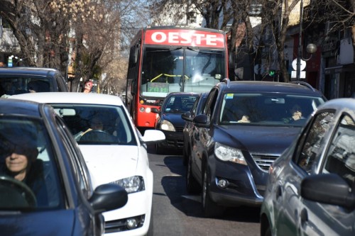 Desde el Frente de Todos pidieron apurar la reforma del Transporte Público en La Plata ante la creación de nuevos barrios
