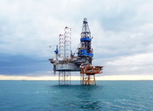 Cerruti aclaró que las exploraciones de petróleo no serán sobre la costa de Mar del Plata: "No hay que generar angustia"