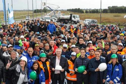 Alberto Fernández celebró haber llegado a los 400.000 puestos de trabajo del sector de la construcción