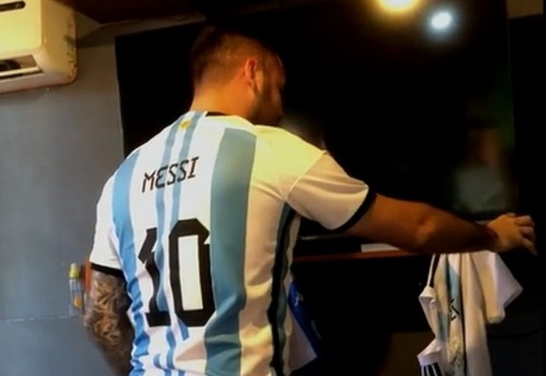 “¿Qué hizo? ¡Rompió todo!”: el desmedido festejo de un hincha cuando vio el gol de Messi a México