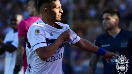 Ramírez: "Estoy a disposición, la pelota la tienen los dirigentes"