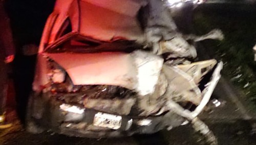 Falleció un hombre de 39 años oriundo de Los Hornos: chocó su auto de frente contra otro vehículo