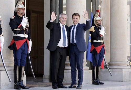 Alberto Fernández tras reunirse con Macron: "Hay que buscar ponerle fin al ataque ruso"