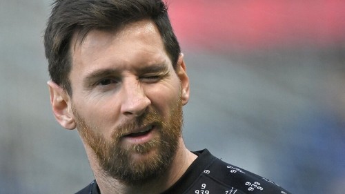 A un nene le regalaron su primer celular y le envió emotivos audios al "10" de la Selección Argentina: "¿Sos Messi el real?"