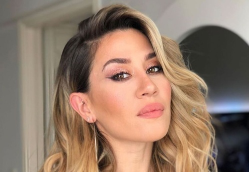 "Che ese es mi cu...": una joven utilizó una foto de Jimena Barón para sus "Mejores Amigos" y la cantante lo reconoció