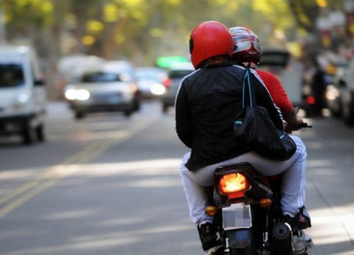 Tras tres robos con motochorros, en Tolosa harán un bocinazo contra la inseguridad