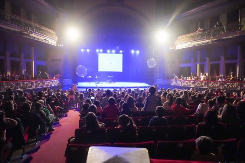 El Teatro Coliseo Podestá presentó la cartelera para agosto y contará con propuestas internacionales