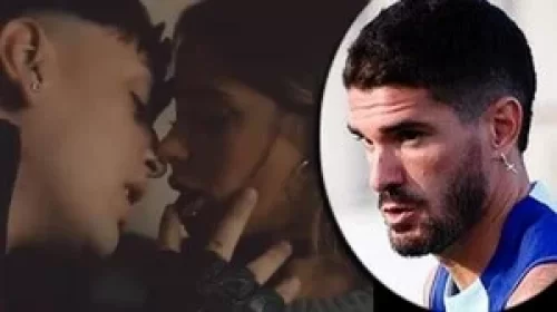 Cuál fue la reacción de Rodrigo De Paul tras el beso de Tini Stoessel con Tiago PZK