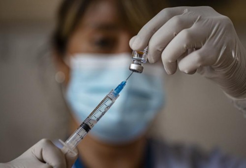 Las claves para entender la combinación de vacunas entre primera y segunda dosis