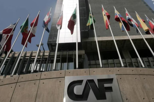 El CAF autorizó un crédito de 1000 millones de dólares: Argentina lo usará para pagarle al FMI