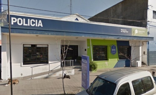 Grata sorpresa: le robaron la moto y la encontró mientras caminaba por el centro de La Plata