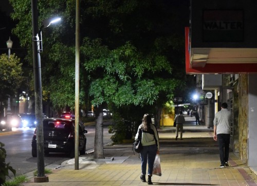 La Municipalidad de La Plata colocará 23.500 luces LED en diferentes puntos del Partido