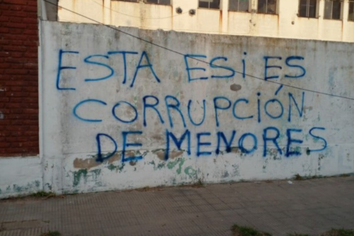 El Gobierno bonaerense repudió las pintadas vandálicas en escuelas de La Plata en contra de la Educación Sexual Integral