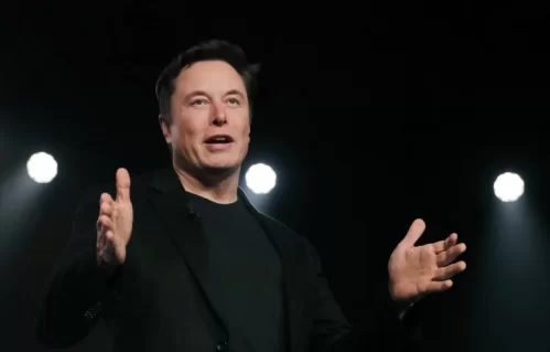 La nueva decisión de Elon Musk: quitó el verificado a los usuarios que no están adheridos a Twitter Blue