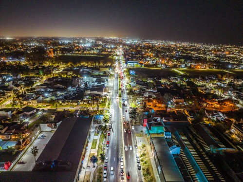 La Municipalidad de La Plata terminó de instalar las nuevas luces LED en Camino Centenario