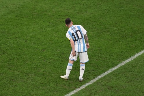 Preocupación argentina por el "gesto de dolor" de Messi