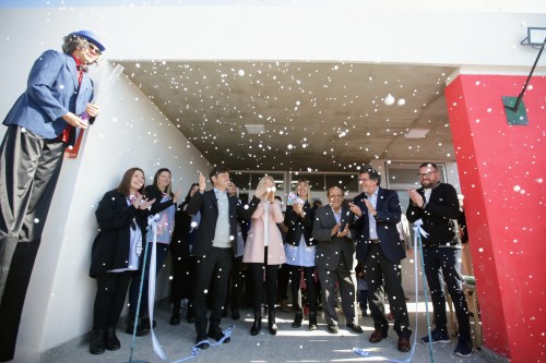 Axel Kicillof inauguró el edificio número 100 del programa "Escuelas a la Obra": "Importan los hechos"