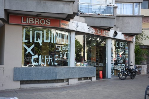 La historia detrás de la librería de Plaza Italia que vive en 'liquidación por cierre': "Cuando una cierra se pierde mucho"