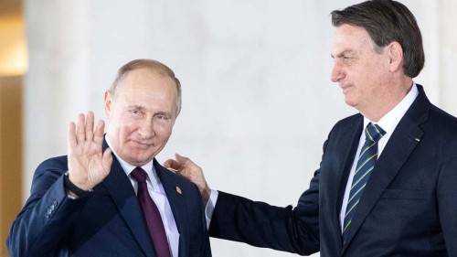 Bolsonaro viajó a Rusia para reunirse con Putín en busca de perfil internacional