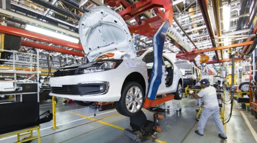 La producción nacional de vehículos creció un 26,9% en el primer cuatrimestre del año