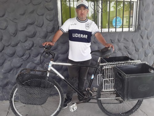 Arriba de su bici, un hombre de La Plata recorrerá toda la Argentina: "Me dirán que estoy loco, pero yo soy un aventurero"