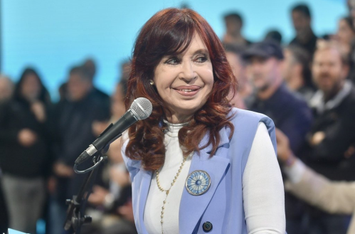 Cristina Kirchner criticó el cierre de la investigación por el atentado en su contra: “Me quieren presa o muerta”