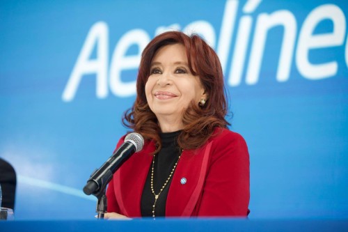 “De castas, herencias, derrumbes y futuro”: Cristina Kirchner reaparece este sábado en la reedición de un libro de Néstor