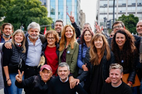 Tolosa Paz: "La gente en la calle nos pide unidad para no caer en modelos económicos como los del 76 y los 90"