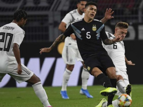 Después de un flojo comienzo, Argentina se repuso y empató 2 a 2 con Alemania