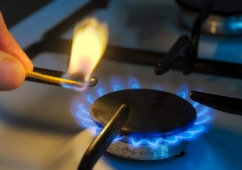 El gobierno postergó la suba del gas para febrero a través de un decreto
