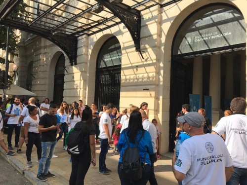 12.000 tarjetas Alimentar se entregarán en La Plata: piden respetar el día y horario