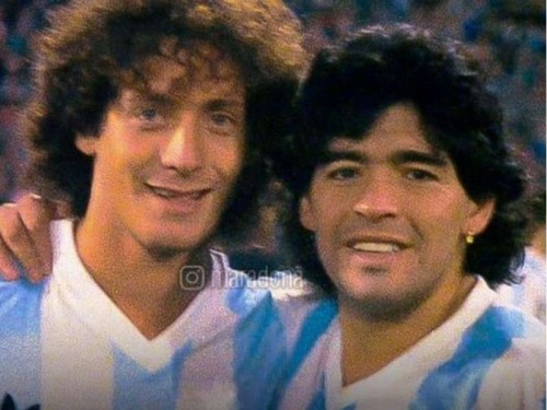 El conmovedor saludo de Maradona a un ídolo de Gimnasia 