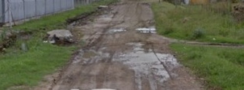 Vecinos de Olmos enojados por el estado de las calles