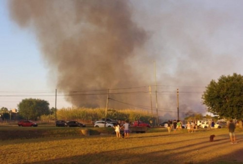 Se desató un grave incendio en Villa Elvira