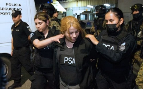 Trasladan a cárceles de máxima seguridad a los cuatro detenidos por el atentado a Cristina