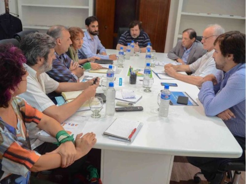 Trabajadores de la Salud rechazaron la propuesta salarial de Provincia y la negociación pasó a un cuarto intermedio