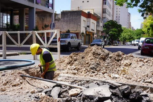 Por trabajos de ABSA, podría haber baja presión de agua en Barrio Hipódromo y en un importante sector de Ensenada