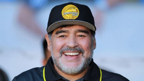 Tiktoker se hizo viral por el parecido de su padre con Maradona ¿Es o no es?