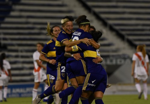 Boca goleó 7-0 a River y se coronó campeón del primer torneo profesional del fútbol femenino