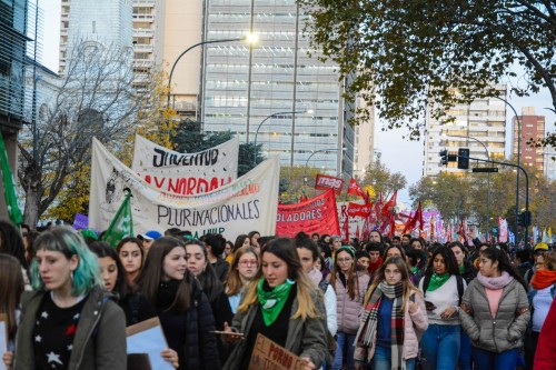 Plaza Moreno será el epicentro de las movilizaciones a 6 años del primer Ni Una Menos en Argentina