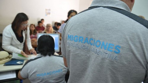 El Gobierno derogó un decreto de la presidencia de Macri que iba "contra los derechos humanos de los migrantes"