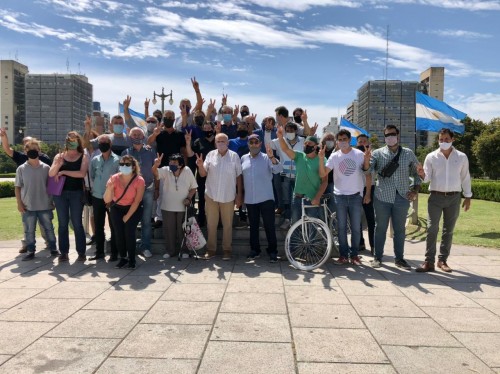 El PJ de La Plata recordó el triunfo de Héctor Cámpora en Plaza Moreno: "La unidad es el paraguas que nos contiene a todos"