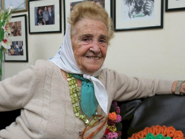 Falleció Mercedes Colás de Meroño, vicepresidenta de Madres de Plaza de Mayo: 'Porota' tenía 95 años