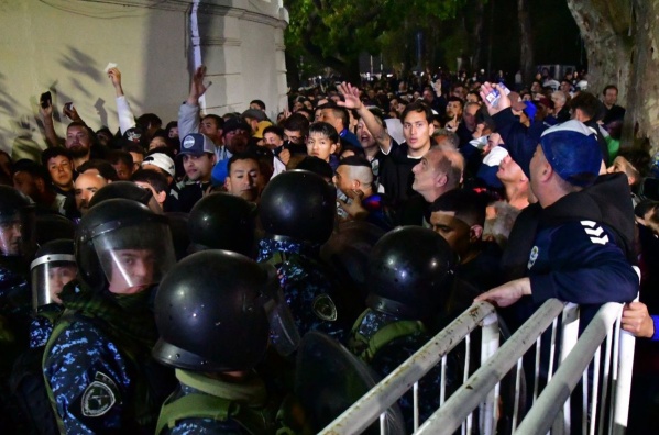 Conmoción en la ciudad por un hincha del lobo fallecido: tenía 57 años y era trabajador municipal