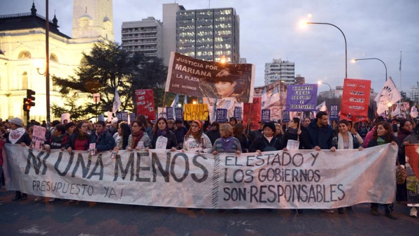 La Plata es la ciudad con más llamados al 144 y un "feminismo conservador" trae soluciones a medias