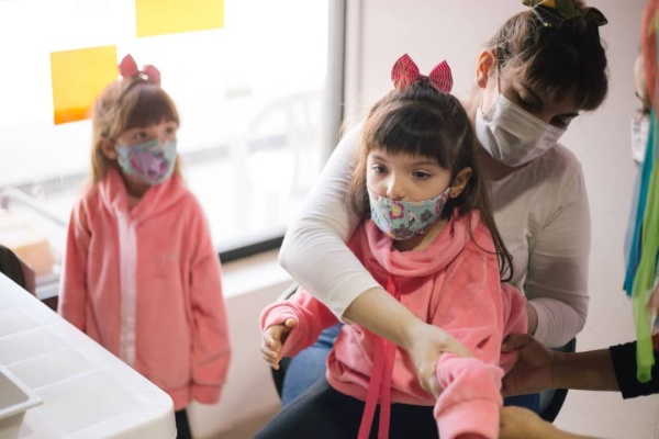 Así será la vacunación pediátrica en las escuelas de La Plata: no implicará pérdida de clases