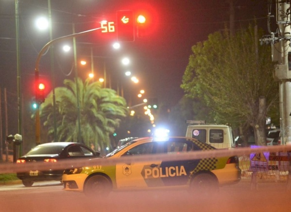 Apuñalaron en el estómago a un hombre en la zona de 120 y 32, y lo derivaron al Hospital de Melchor Romero