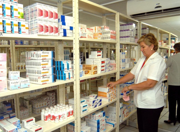 El próximo martes se retomarán las negociaciones para retrotraer el precio de los medicamentos