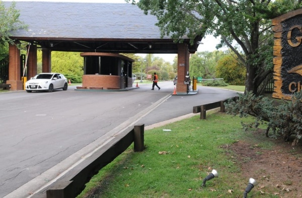 Permanecen prófugos los ladrones que consumaron los dos robos millonarios en el country Grand Bell