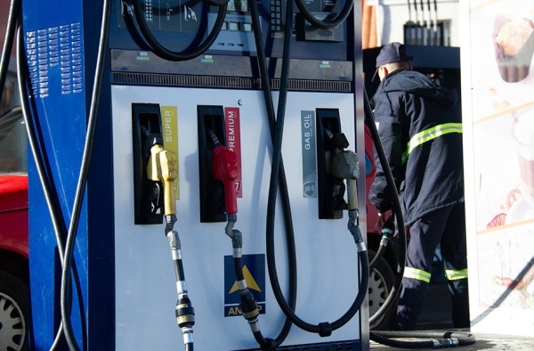 Confirmaron la suba en el precio del combustible de un 4%: comenzará a regir a partir del sábado